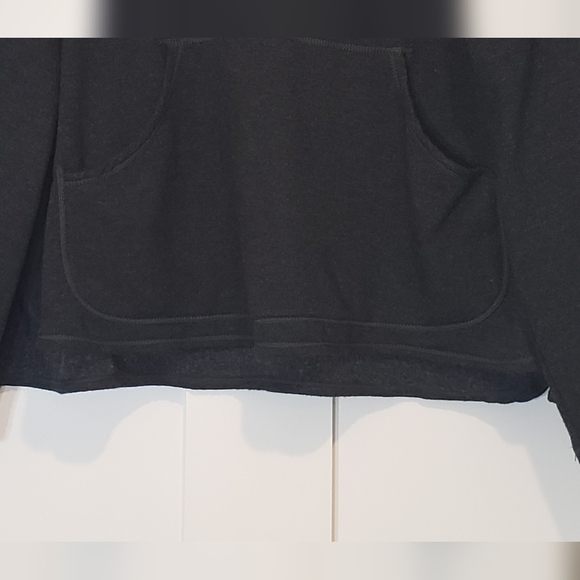 Max Studio Hoodie Shirt Size Medium Oversized Charcoal Gray Kangaroo Pocket - Picture 4 of 13